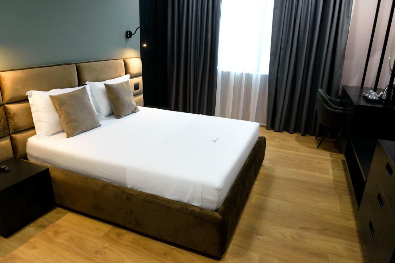 Hotel One Vlorë Eksteriør billede