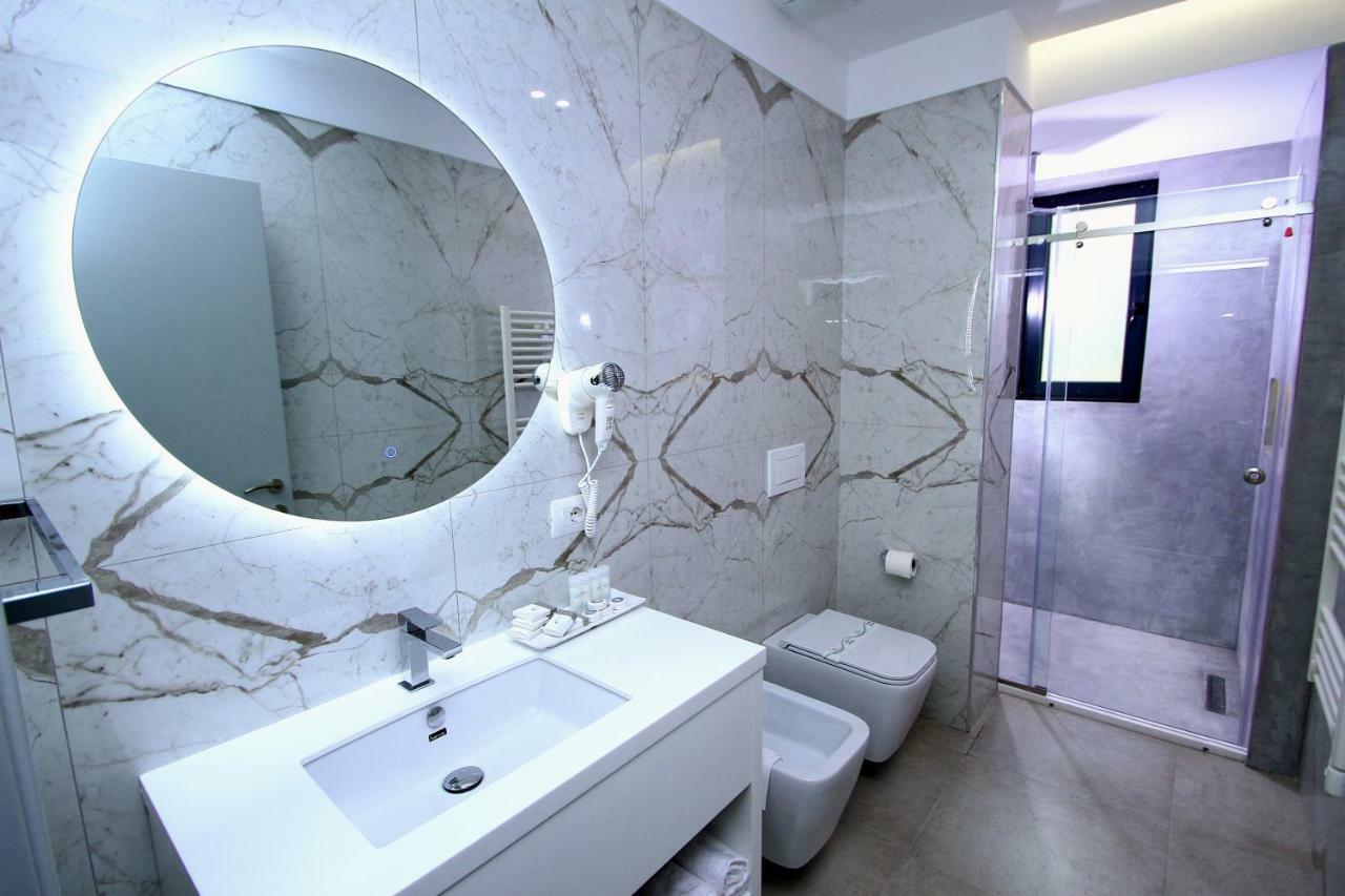 Hotel One Vlorë Eksteriør billede