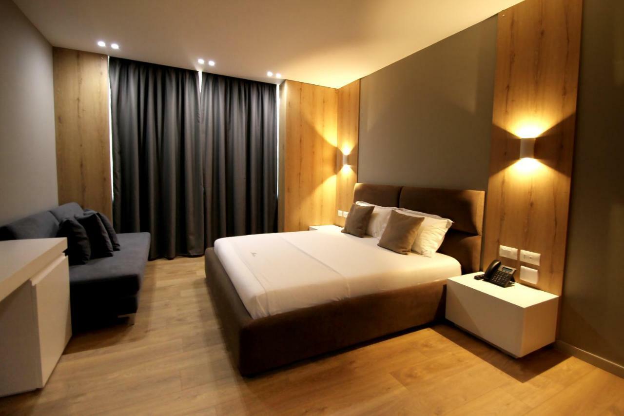 Hotel One Vlorë Eksteriør billede